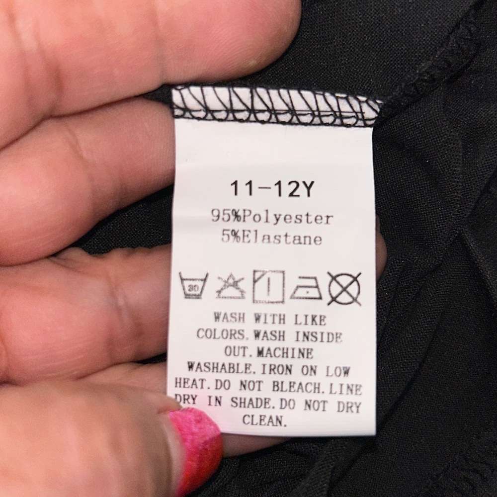 Huntrix Black Graphic Tee for Kids - Picture 10 of 11